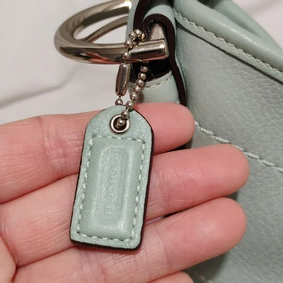 Authentic Coach Y2K Small Blue Pebbled Leather Shoulder Bag - Picture 14 of 16